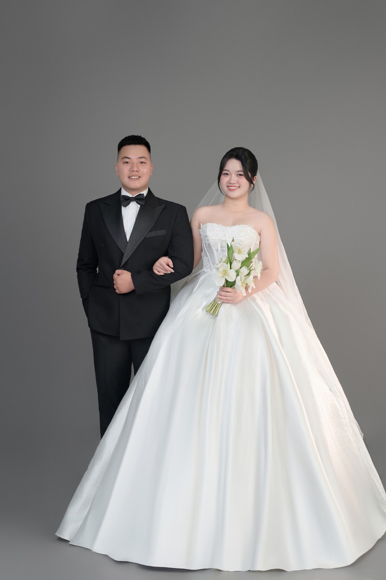 Thu Thủy & Thành Đô
